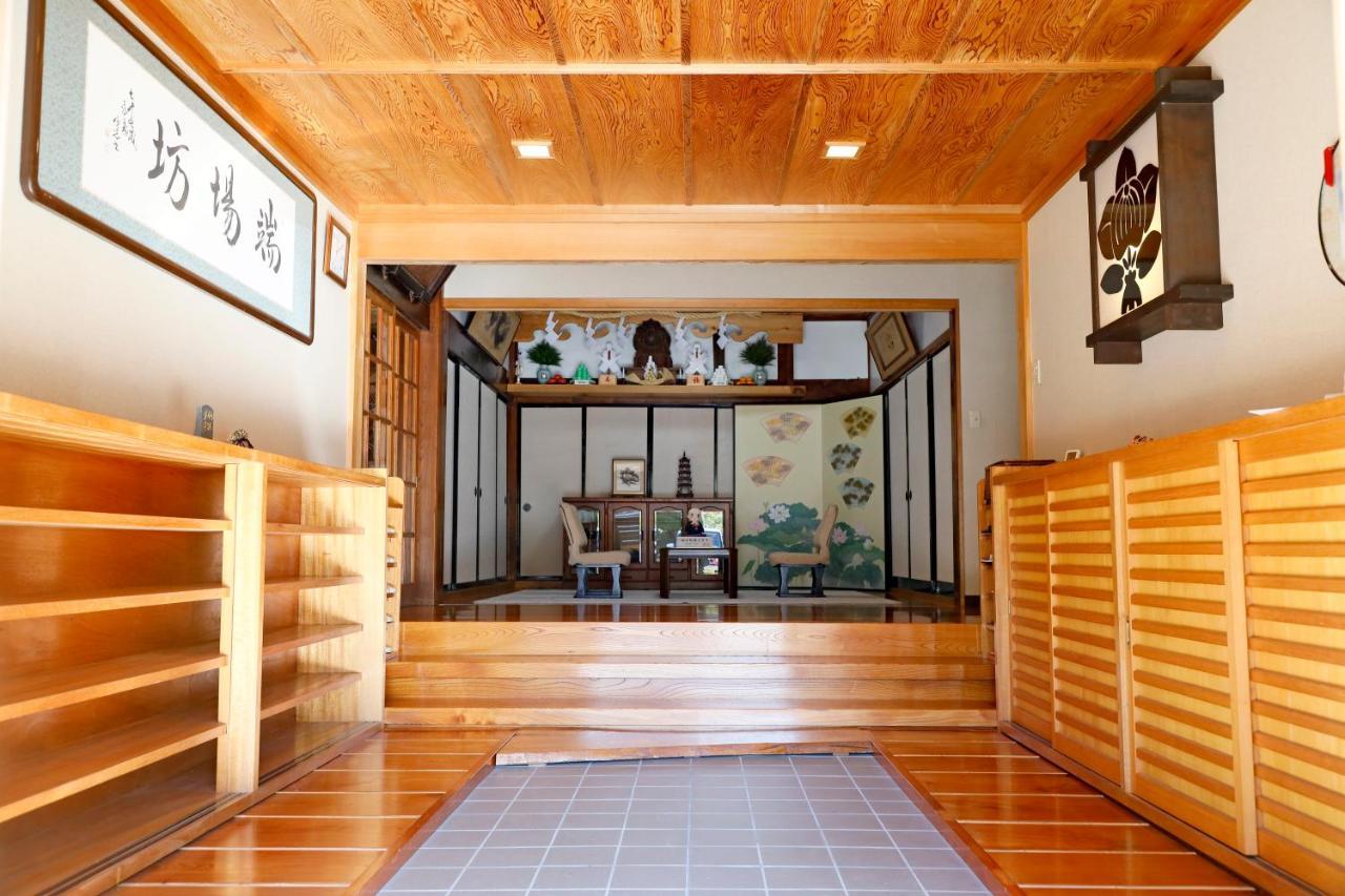宿坊 端場坊｜Temple Hotel Habanobo Minobu المظهر الخارجي الصورة